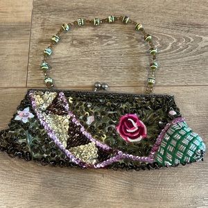 Fun vintage inspired sequin clutch